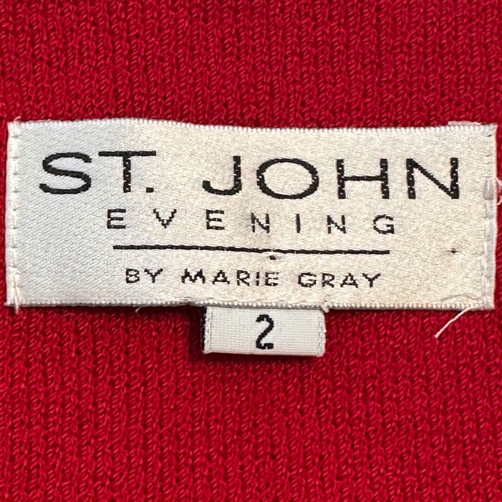 St. John Evening Red Santana Knit Jacket Gold Jeweled Hook Closures Sz 2 (S) - Picture 9 of 12
